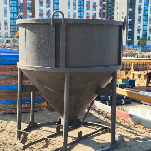 Бадья БН-2,0 для бетона низкая Фото товара бадья БН-2,0 для бетона низкая