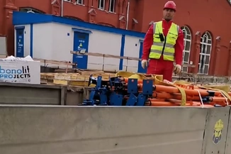 Наши двухуровневые подкосы на объекте клиента Наши двухуровневые подкосы на объекте клиента